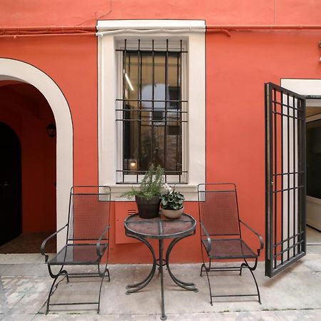 Brescia Musei Apartment Bagian luar foto