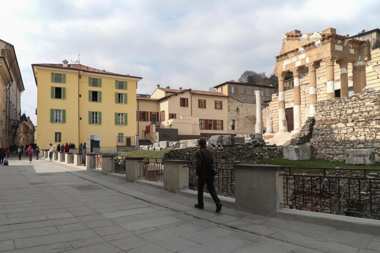 Brescia Musei Apartment Bagian luar foto