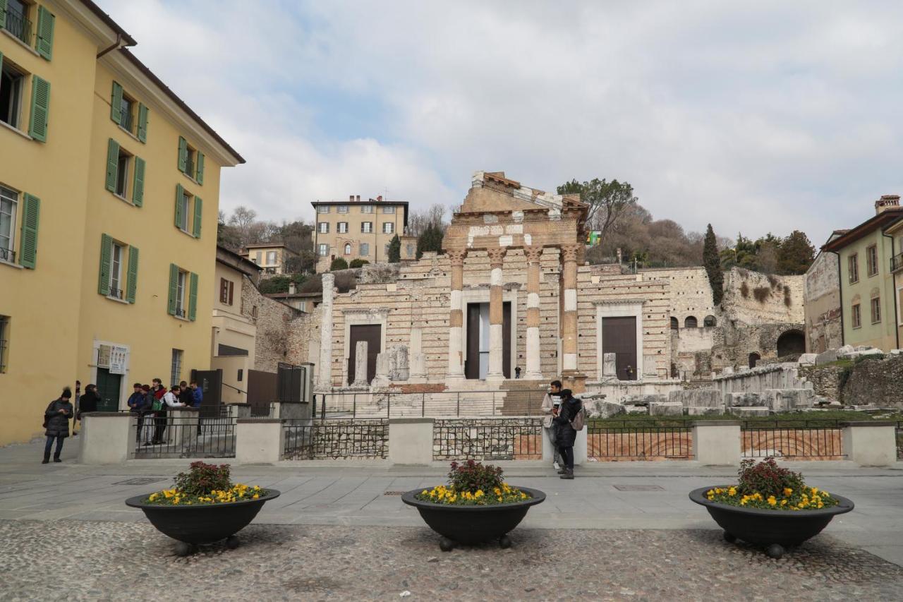 Brescia Musei Apartment Bagian luar foto